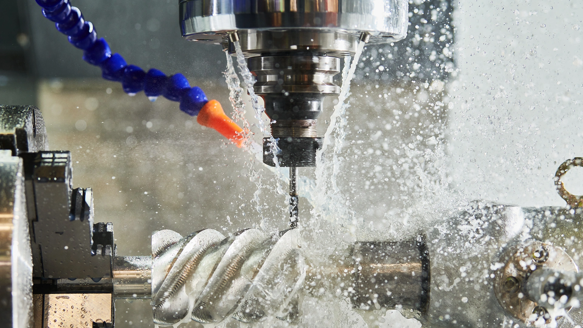 RoyalTech - usługi CNC, doradztwo techniczne, toczenie, frezowanie, wiercenie, gwintowanie, spawanie, szlifowanie